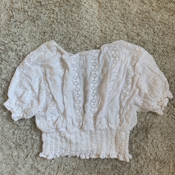 Eyelet Smocked Crop Top Size M - Picture 3 of 3